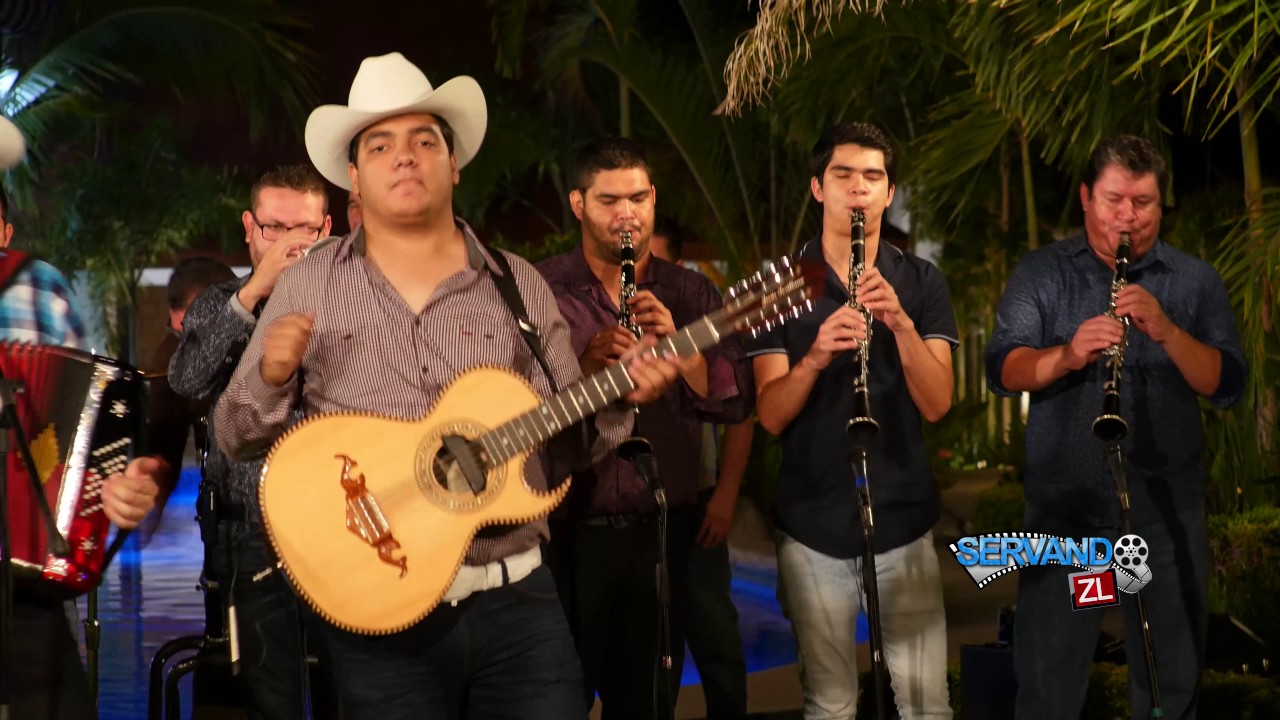 Canelos Jrs Ft. Banda Azul - El 10 (En Vivo 2016)