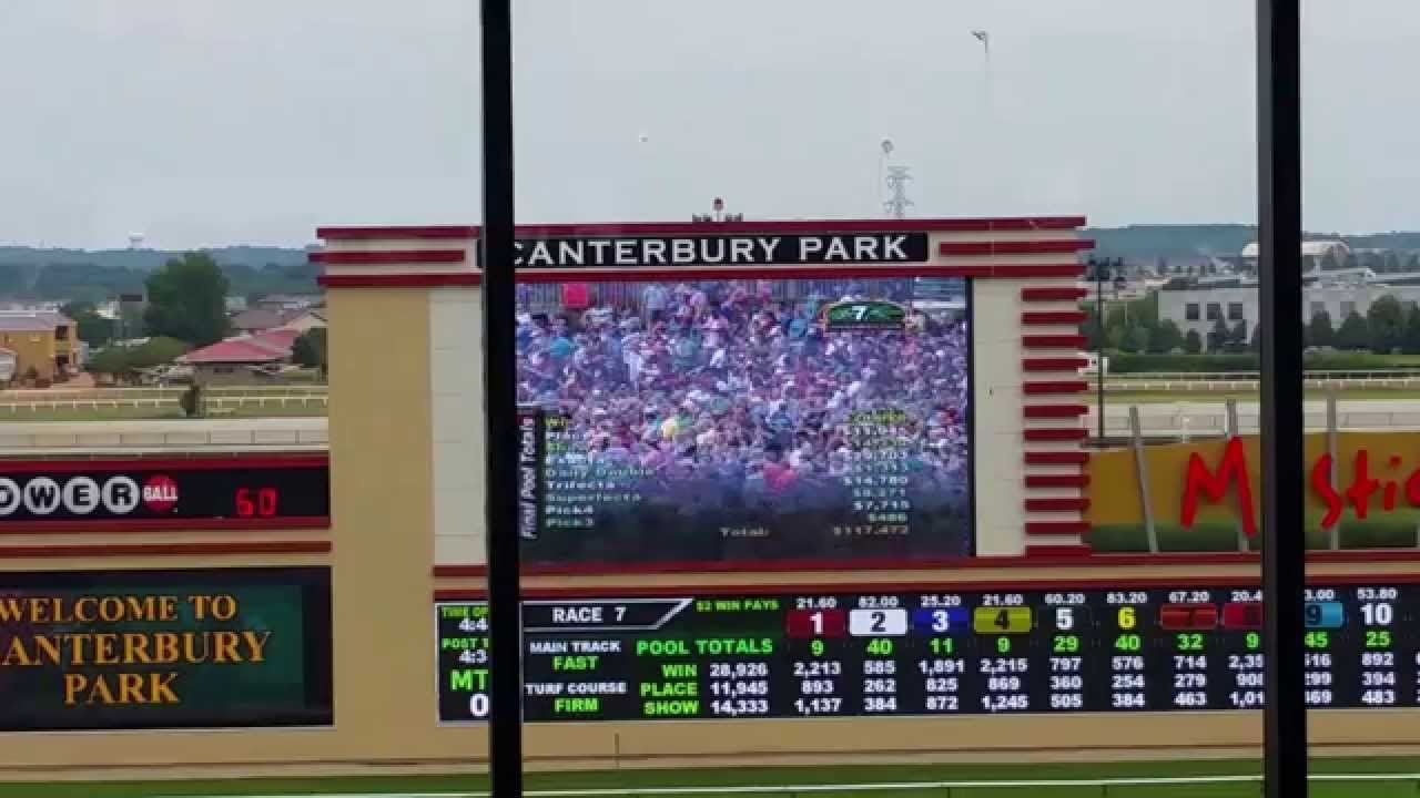 20 Horse Race at Canterbury Park Shakopee, MN