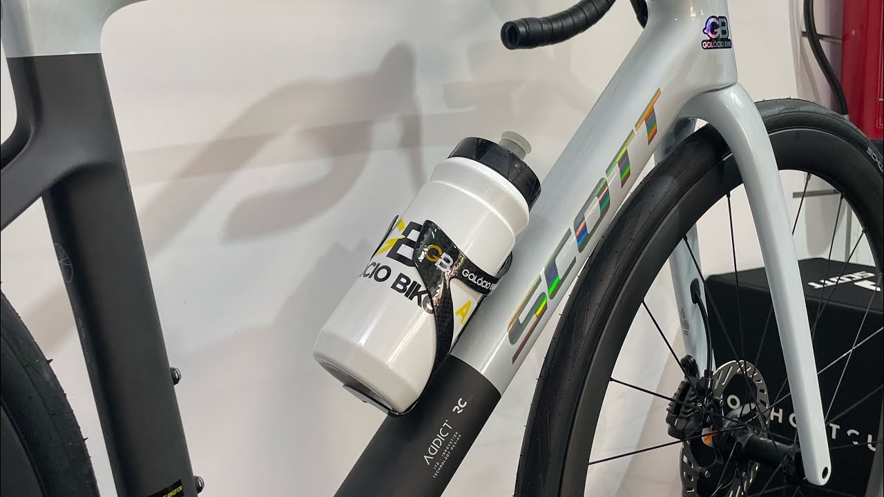 Bicicleta SCOTT Addict RC PRO ⚪️⚫️ 2025 GalacioBike