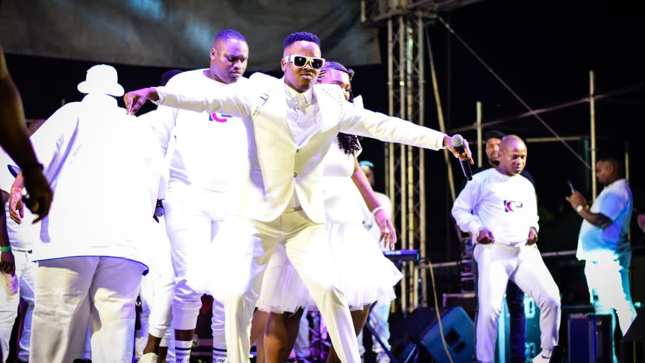 Khuzani full perfomance at Gcwalisa spring picnic