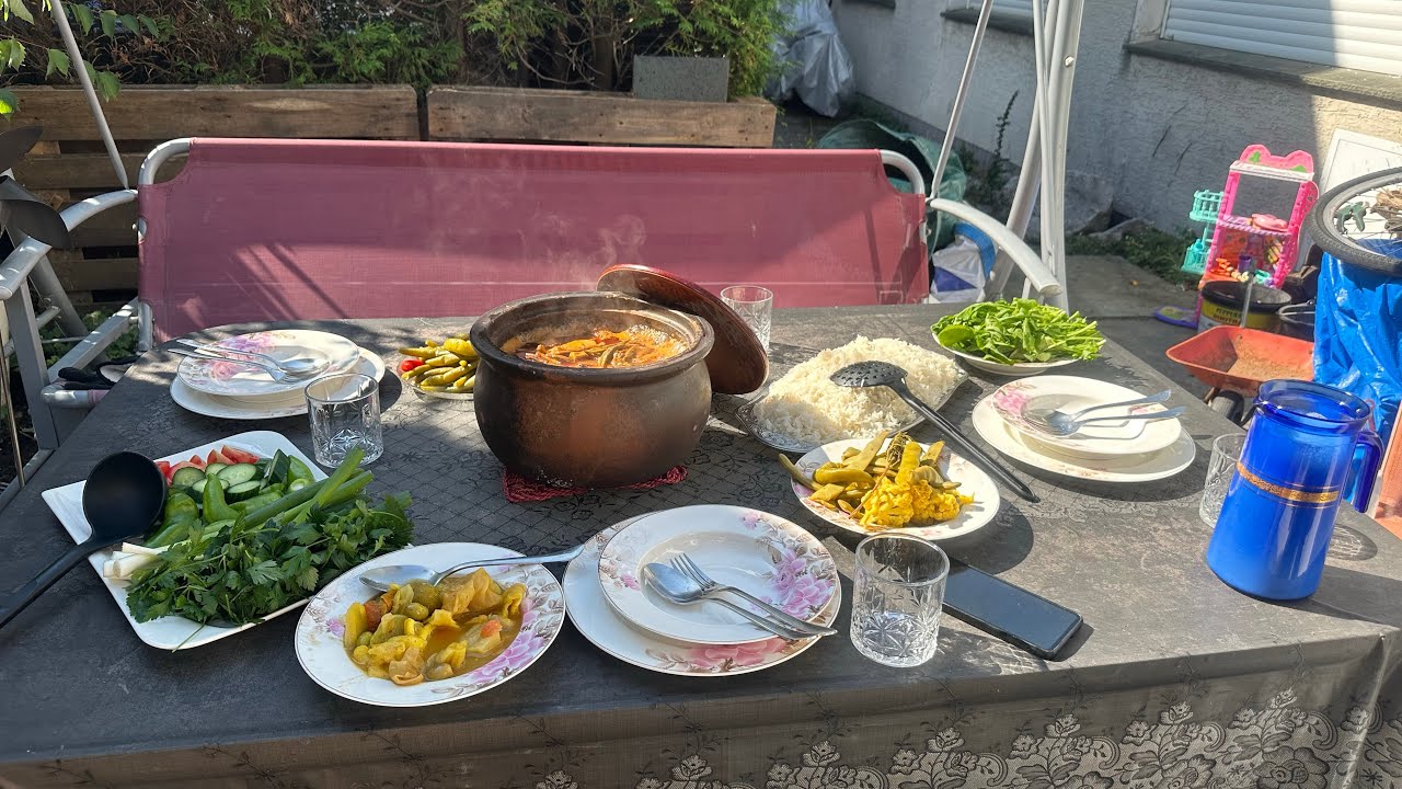 أطيب فطور  من صاحب المحل العراقي 🇮🇶( برايتي ماركت)  اويلي ع  باميه فريش يلي سويتها  حتة ع عشاء مضل 🤣