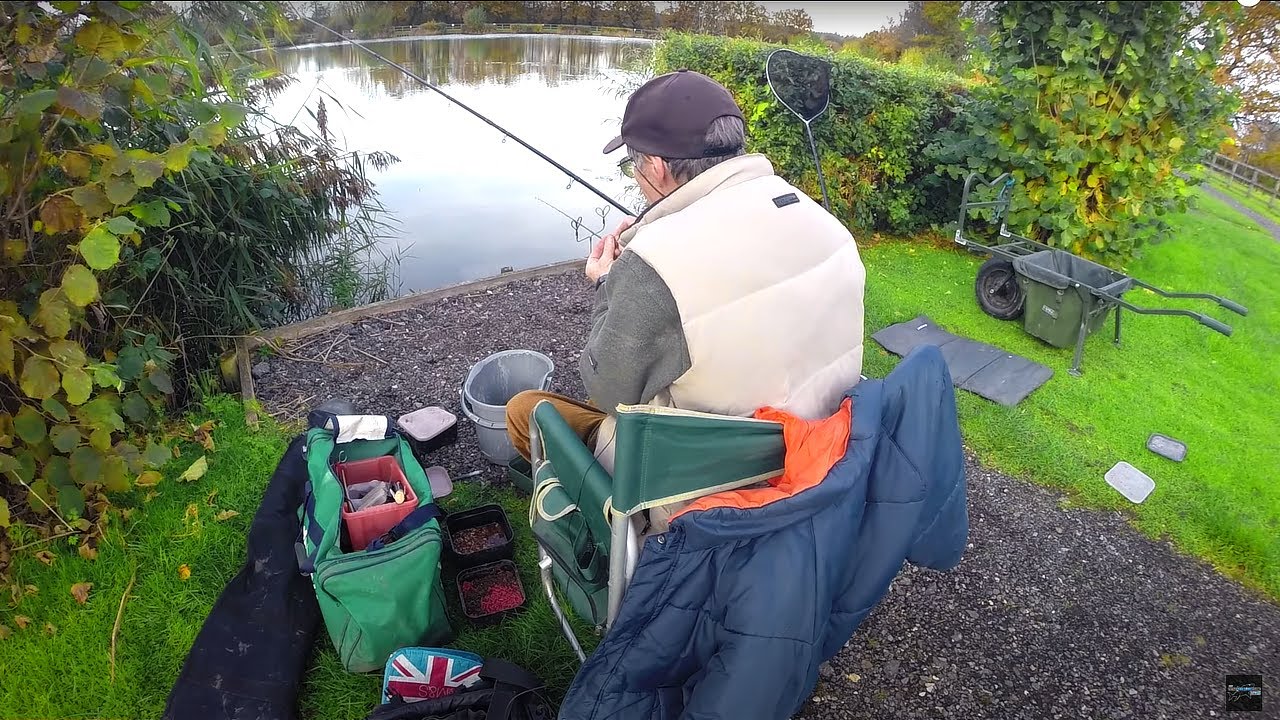 2 Hours Float Fishing with Maggots: What will I Catch?!