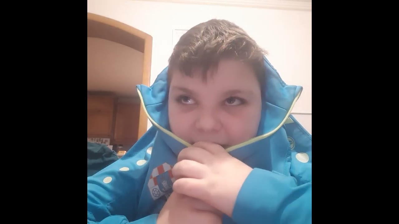 Baka me ispituje nogomet daje nogometne hintove o klubovima i igračima a ja pogađam