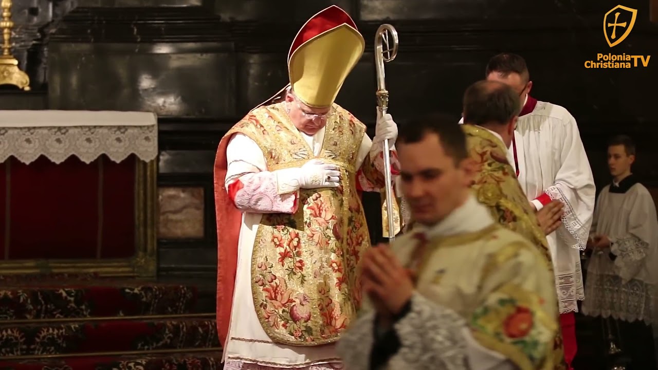 Msza pontyfikalna kard  Raymonda L  Burke w Krakowie