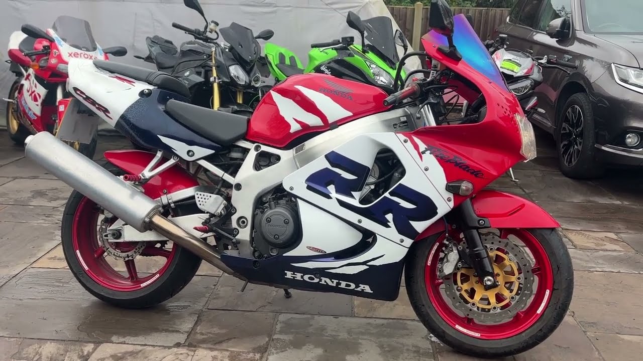Honda CBR900RR Fireblade low miles