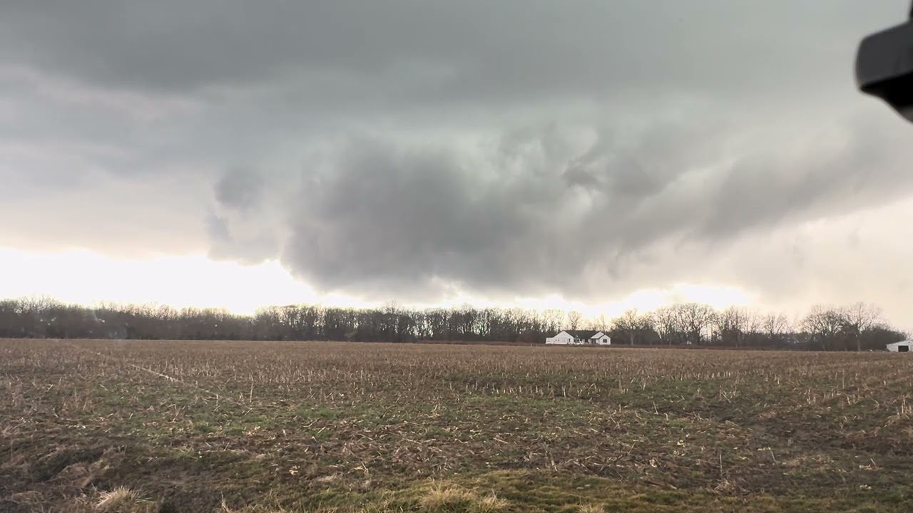 Watch A Rotating Wall Cloud Close Range In 4k Tornado Formation 