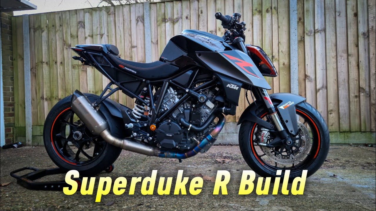 KTM 1290 Superduke R Build Ep 1 | Walk around & cold start