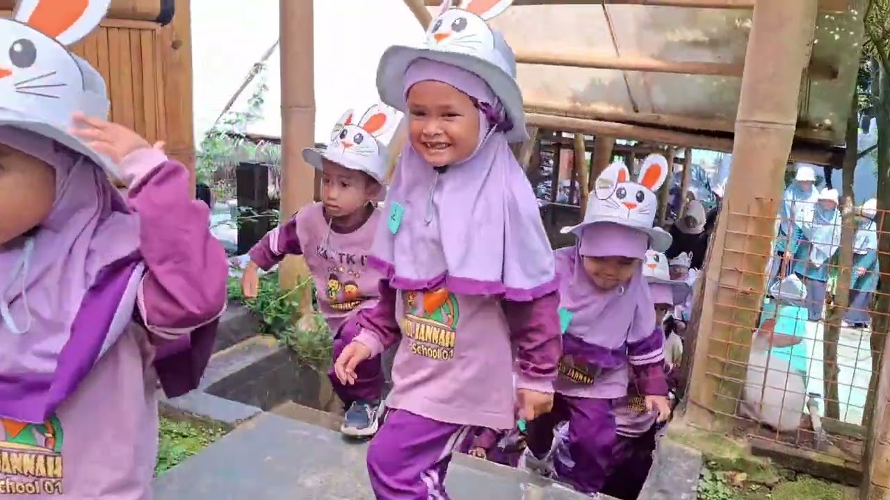 Outbond Ceria ke Omah Kelinci || be Smart and Religius