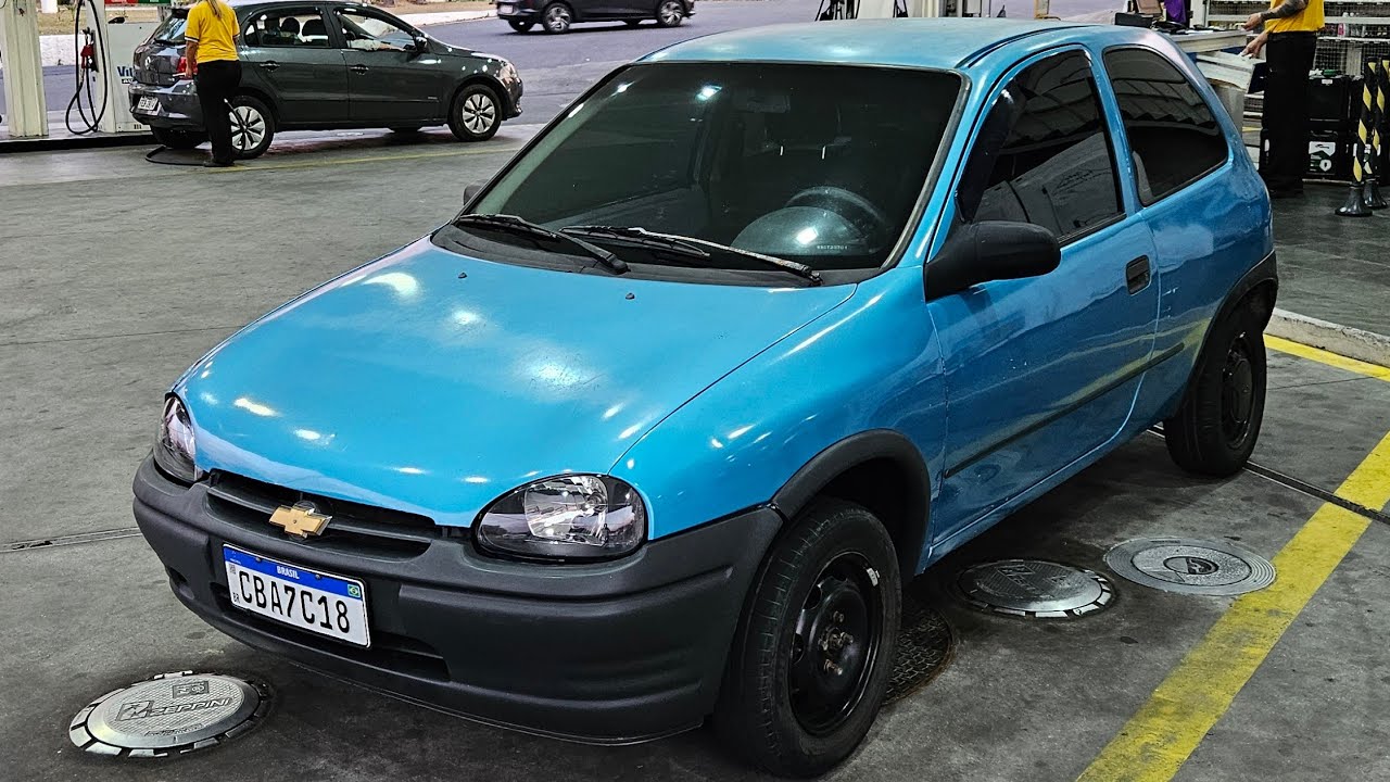  Por que meu Corsa Wind está fedendo gasolina? Descobri o motivo!