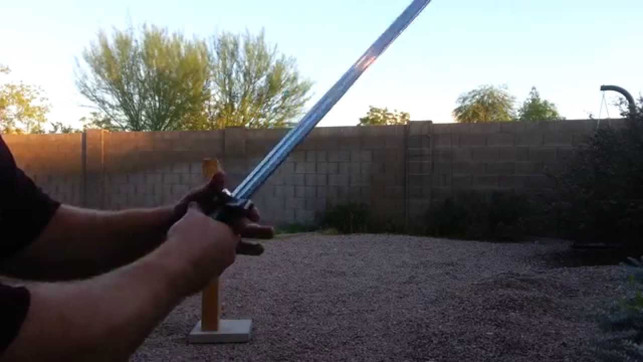 Deepeeka Godfred Viking Sword review and bottle cutting