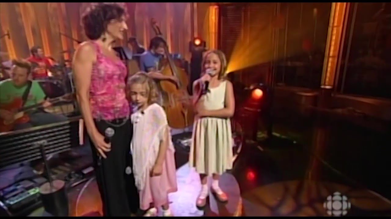 Bons Baisers de France 2006 - Nathalie Choquette et ses filles Ariane et Éléonore Lagacé