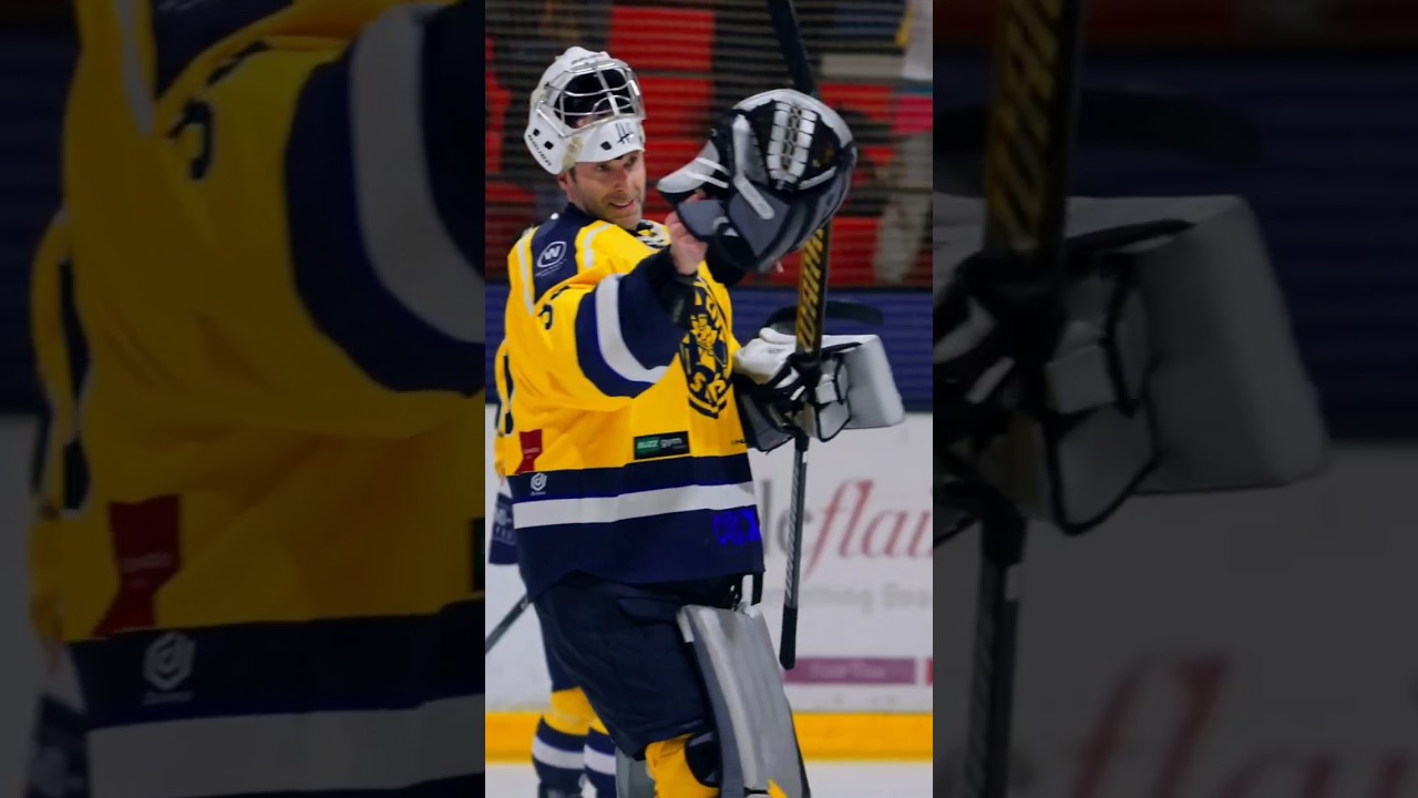 Some great saves by Petr Cech! #hockey