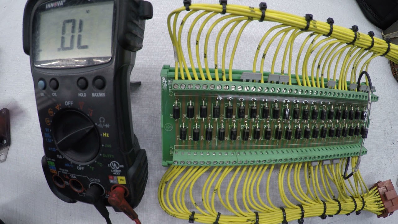 4 of 5 How to use a Multimeter OHM / Resistance / Diodes