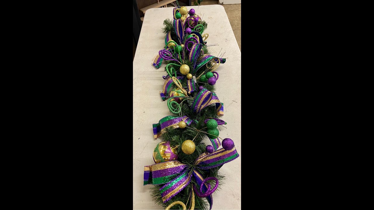 Mardi Gras Garland |  Dylan Live Demo