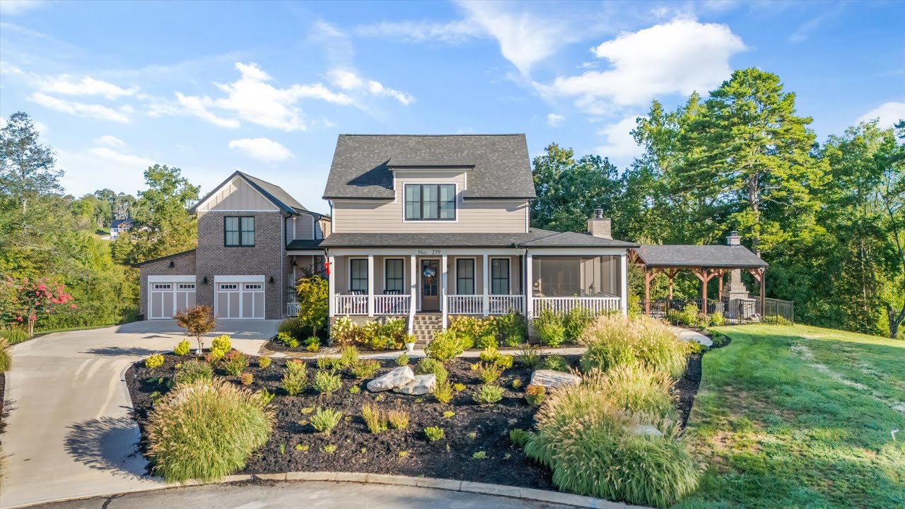 Southern Serenity | Lake Community Lifestyle | Watts Bar Lake | The Docks at Caney Creek