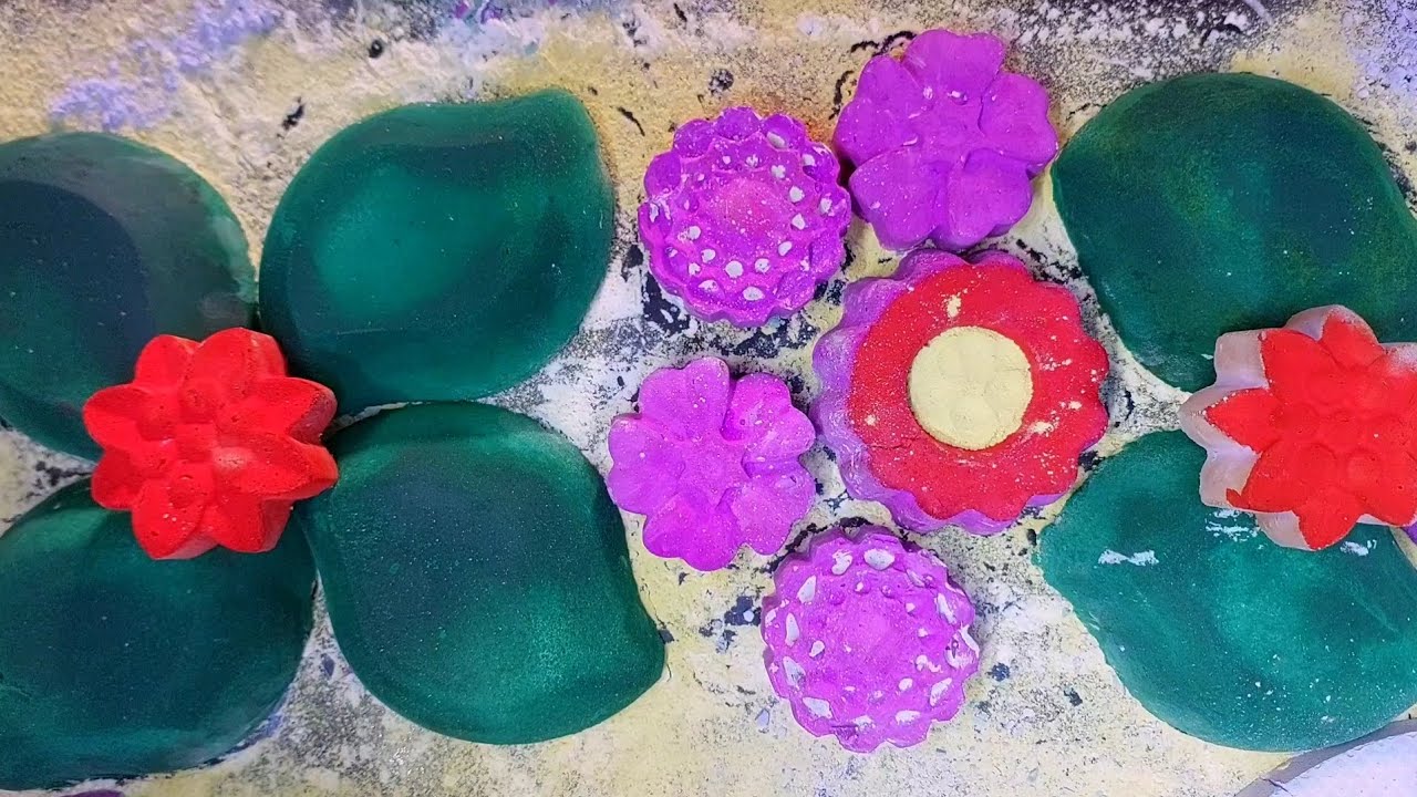 Chalk crushing | Asmr video | soft & crispy 🌺