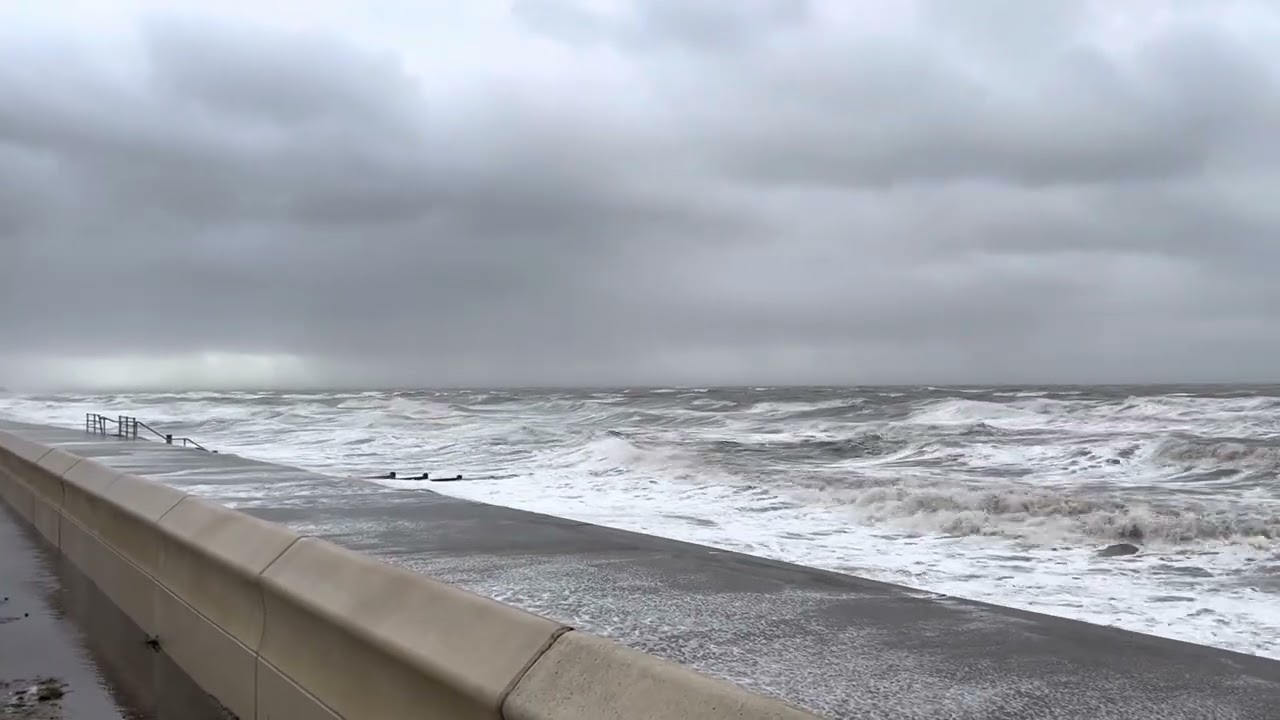 Storm Eunice hits Cleveleys at high tide | 18 February 2022