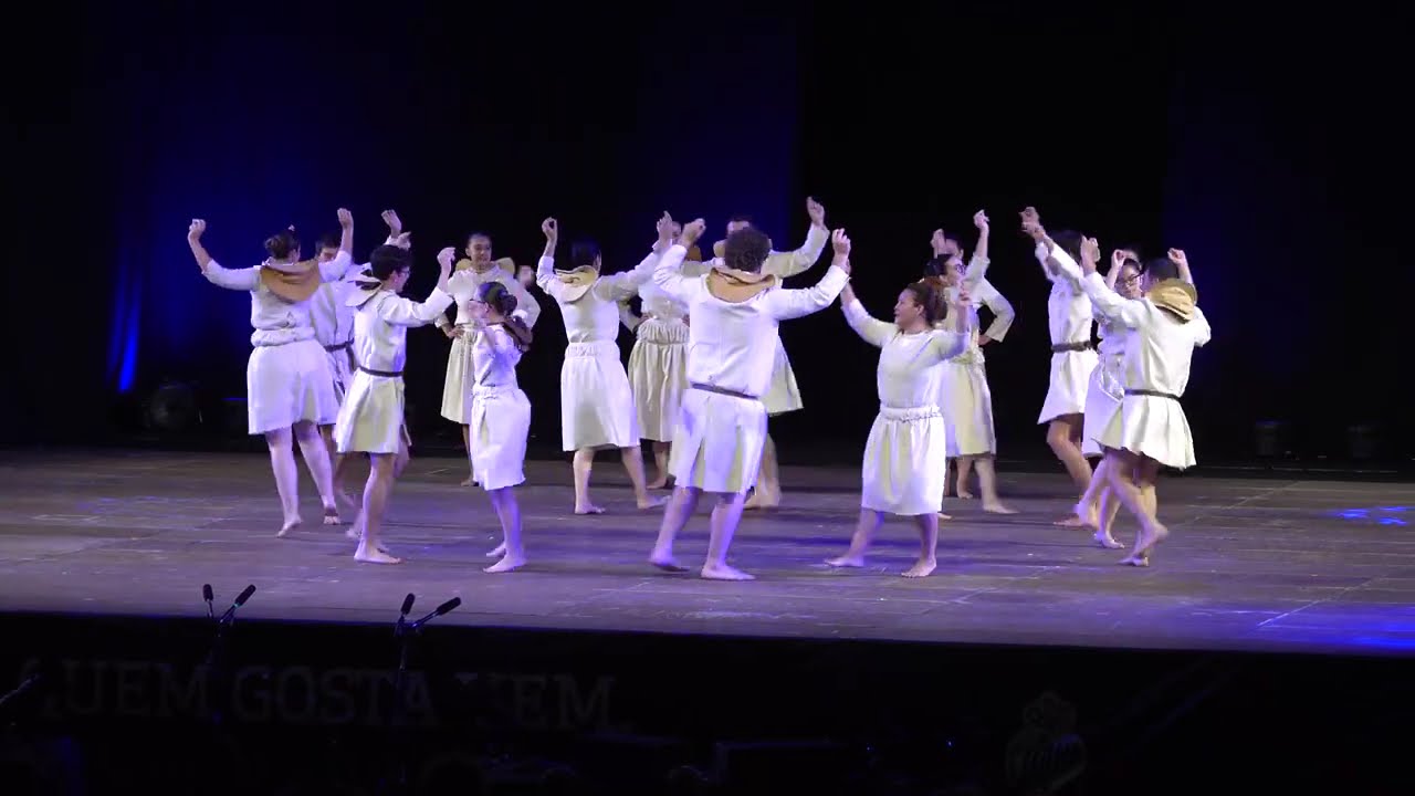 Portuguese folk dance: Chula do Castelo, Ó Caidi, Vira traspassado Rusga de Santiago Vira do Castelo