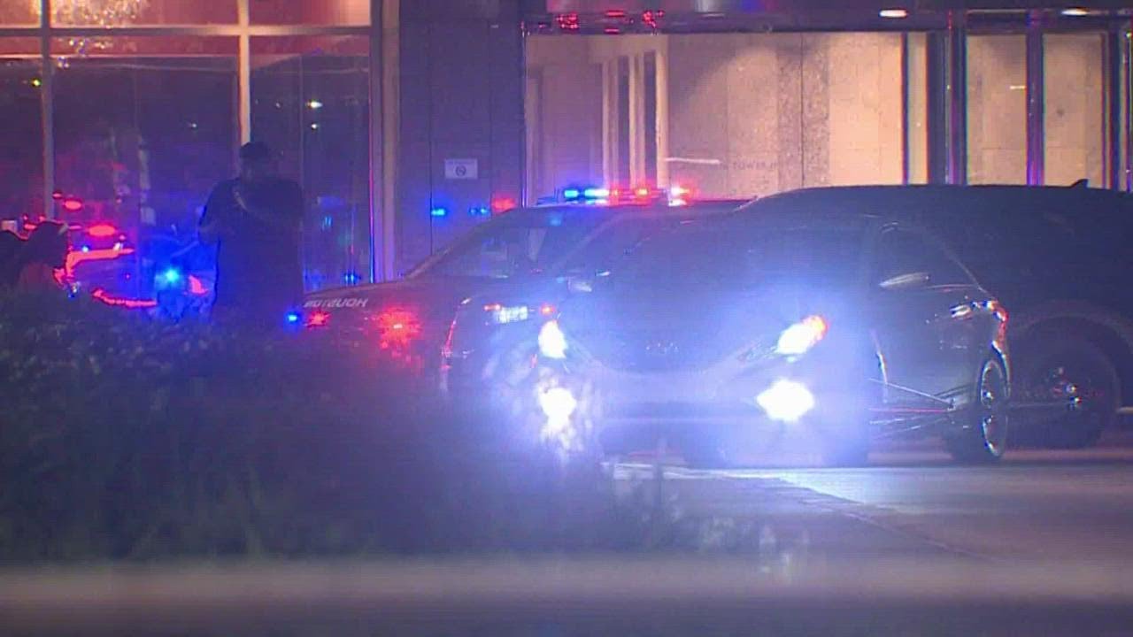 Person shot in leg after fight in Galleria area, HPD says