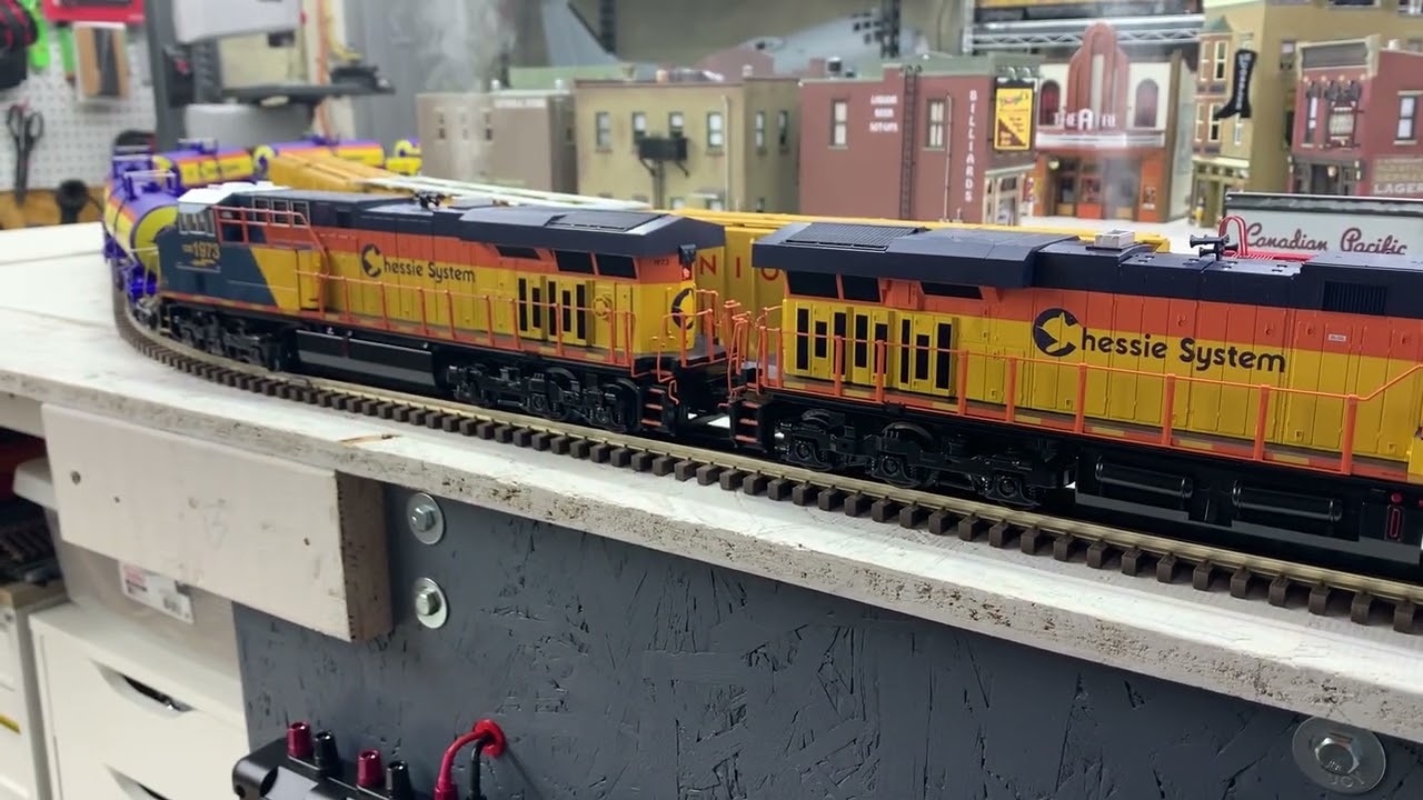 CSX Chessie Yard Talk