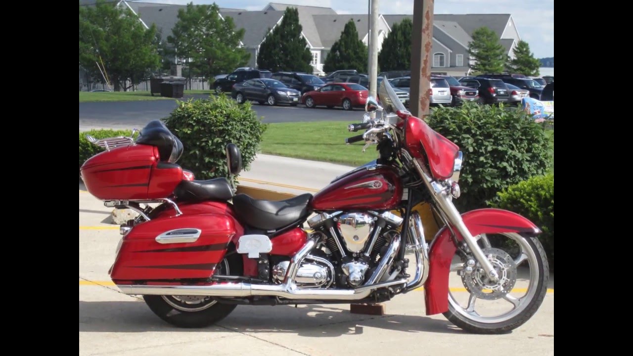 2007 Yamaha Road Star Custom Bagger with Roadhouse Dooleys.