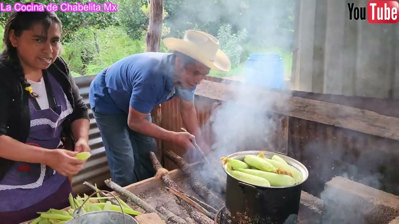 😃😃Fuimos a disfrutar de unos ricos jilotes en el campo 😀 😋