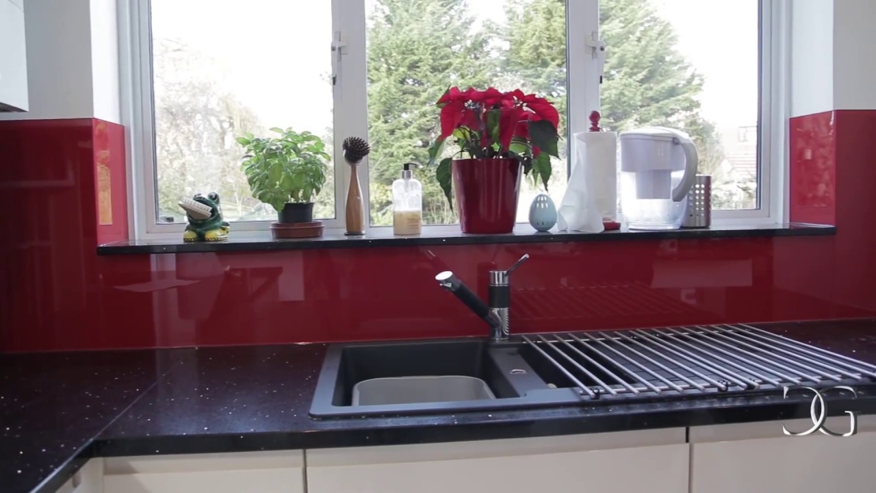 'SIGNAL RED' Installation | Glass Kitchen Splashback | CreoGlass 01923 947 454