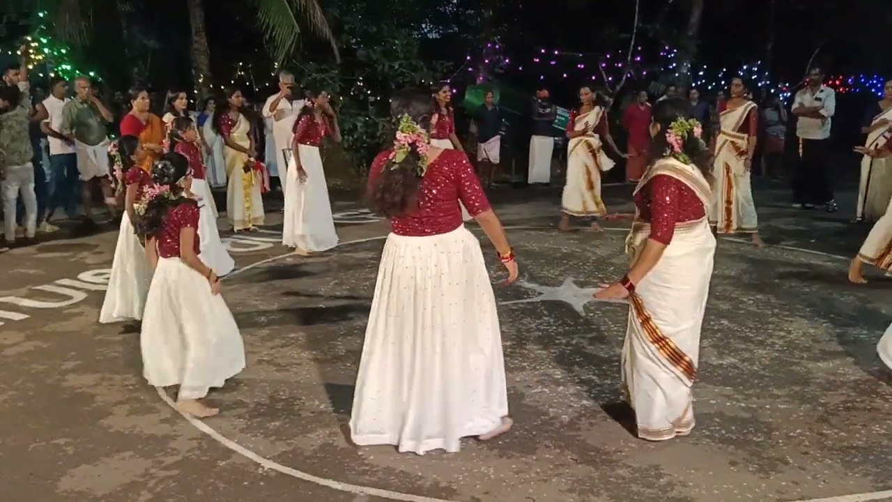 ഉമാമഹേശ്വര കൈ കൊട്ടിക്കളി സംഘം ളാക്കാട്ടൂർ