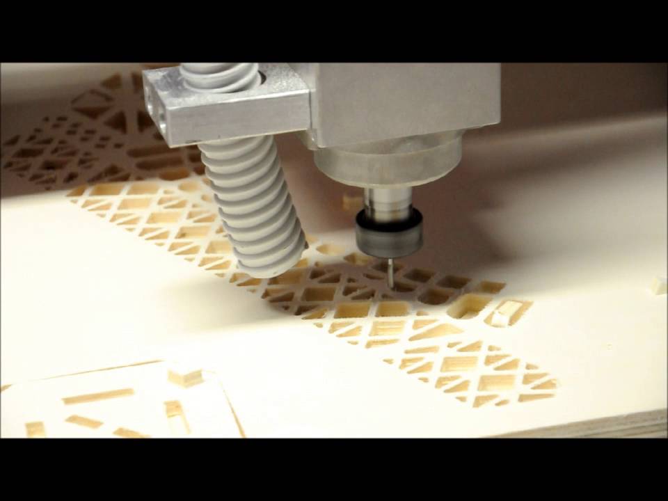 Come costruire una Torre Eiffel in legno - Pantografi cnc