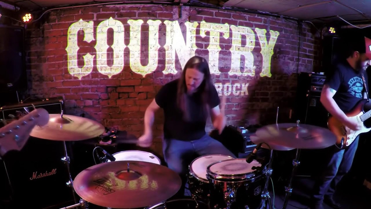 Country Rock Fusion – Modern Blend of Blues and Southern Energy