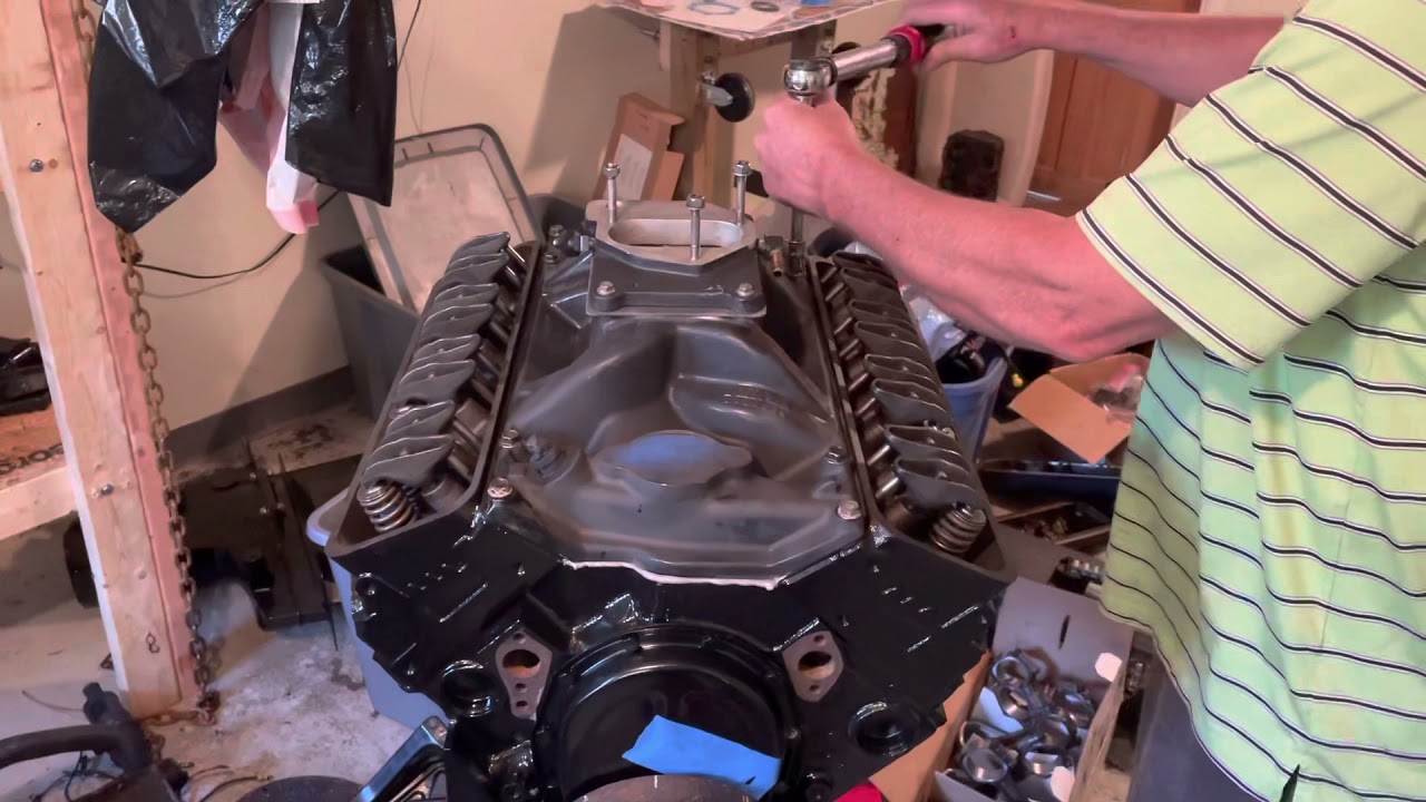Mercruiser 5.7 1(м) - Установка впускного коллектора