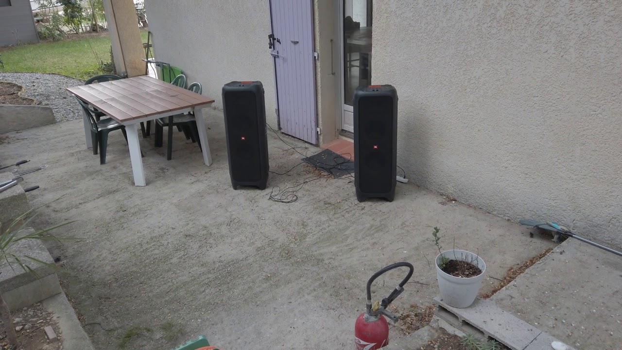 2 JBL Partybox 1000 outdoor short test