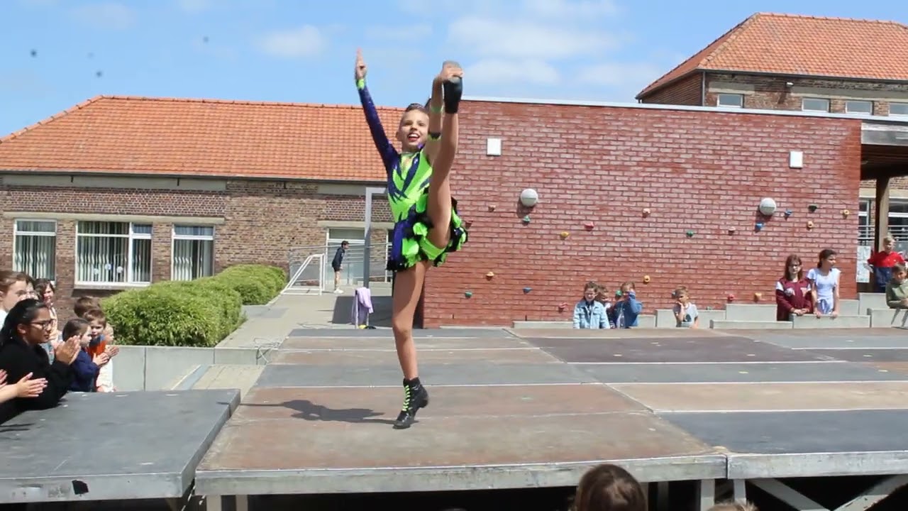 Aliana scolozzi/optreden VBS De Boomgaard Borgloon juni 2023