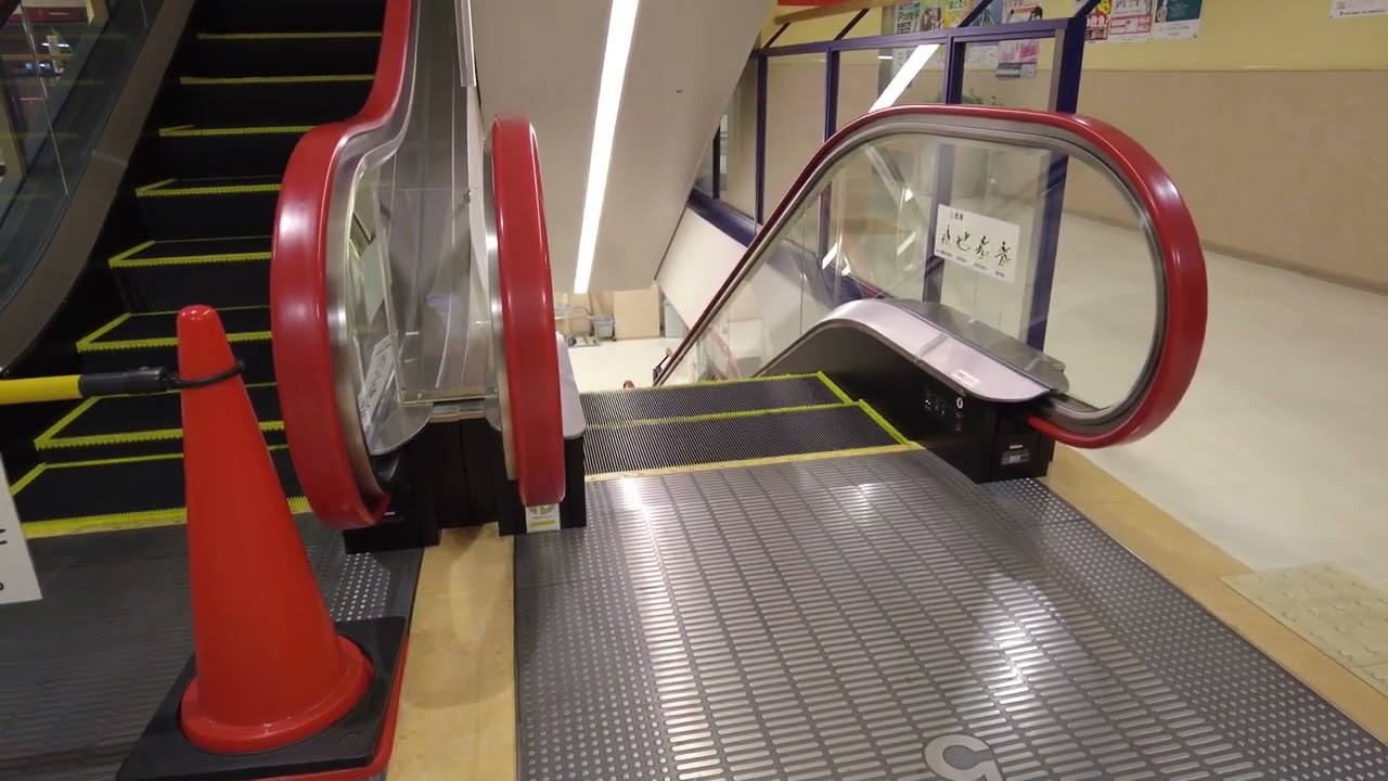 令和4年10月、#増田機械#hitachi #エスカレーター #escalator#西川貴教    2022