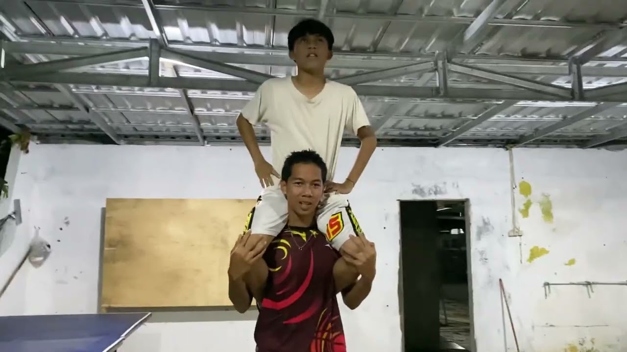 Shoulder ride 130kg | trailer