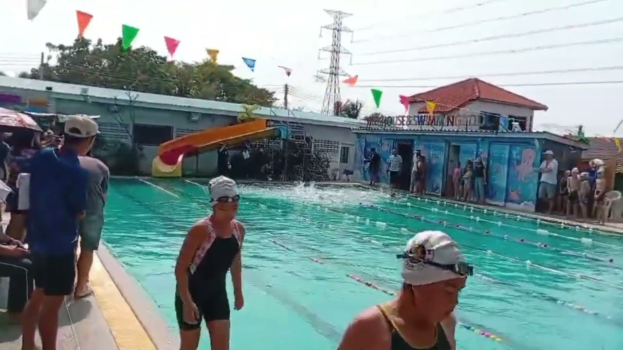 การแข่งขันว่ายน้ำ สโมสรพันธมิตร สัตหีบพัทยา 10 สโมสร เด็กๆสนุกคุณครูมีความสุข ผู้ปกครองชื่นใจครับ
