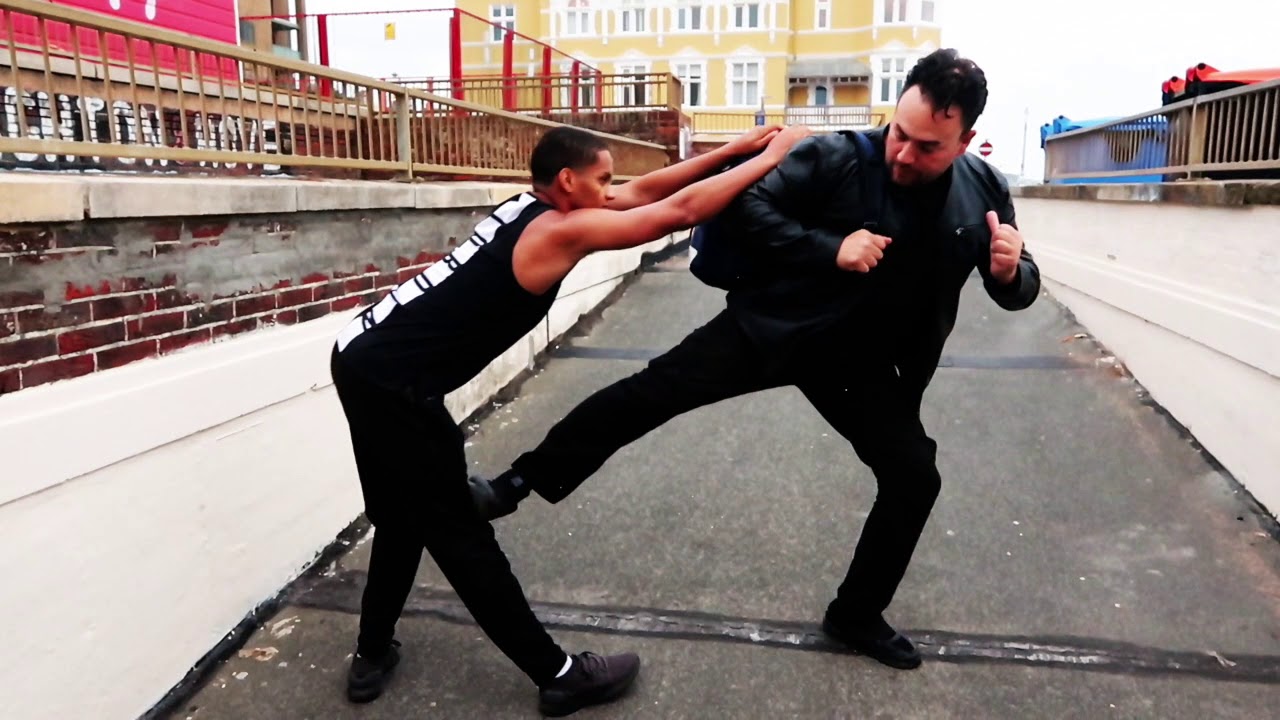 Urban Combat JKD - Techniques If Mugged For Your Rucksack