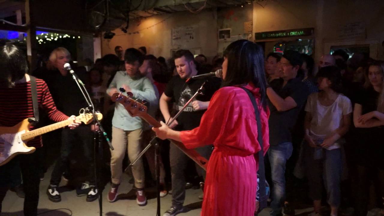 MASS OF THE FERMENTING DREGS 『She is inside, He is outside』『サイダーと君』(2016.05.20: NMFT8 @ Soybomb HQ)