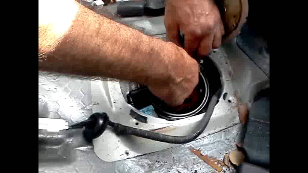 GAS PUMP REPLACEMENT FORD ESCORT 99-03