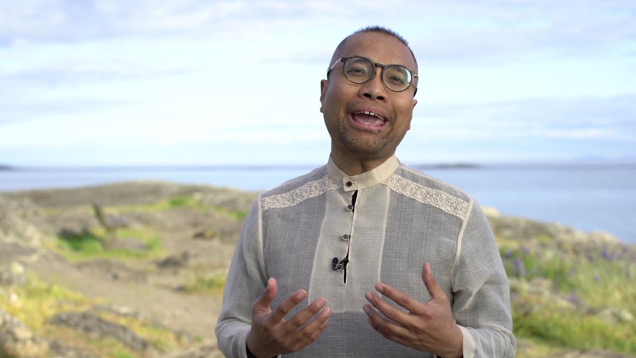 Using theatre for social change - UVic Applied Theatre PhD candidate Dennis Gupa
