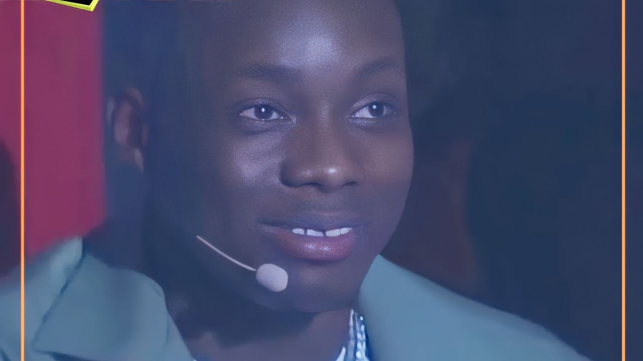 The voice kids - L'équipe de Sidiki Diabaté chante je pense à toi de Amadou et Mariam