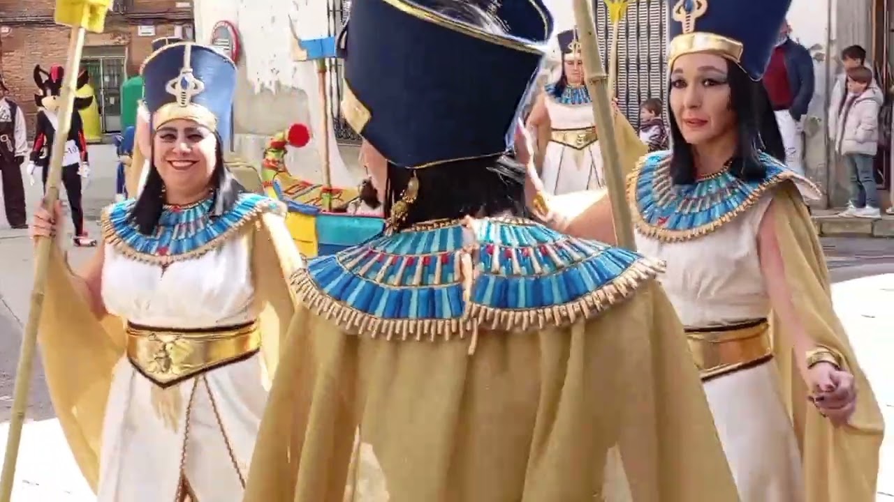 18-2-2026. DESFILE DE CARROZAS Y COMPARSAS. Santa Cruz de Mudela, Ciudad Real.