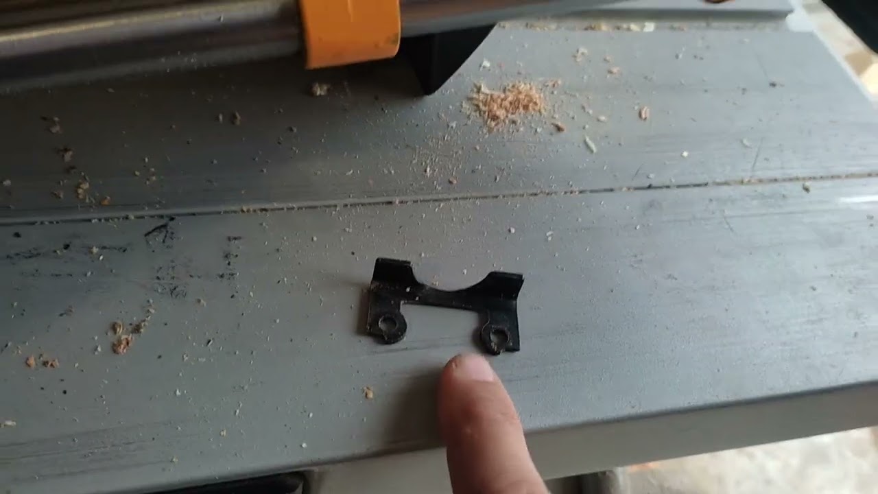 Problema de presión en rodillo de regruesadora.(Ingco TP15003)