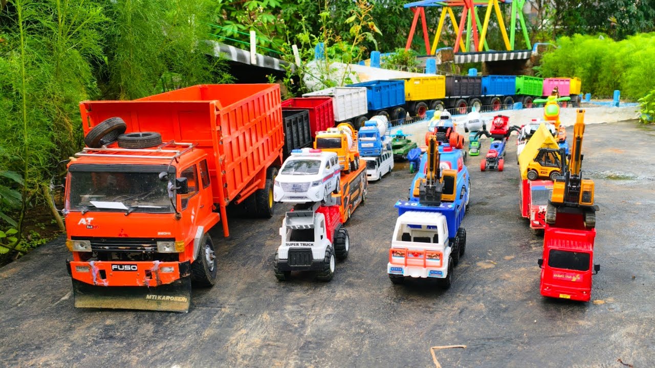 WADIDAU !!! Mobil Truk Tronton Panjang Bongkar Mainan Mobil Mobilan Truk Molen, Bus Telolet, Ambulan
