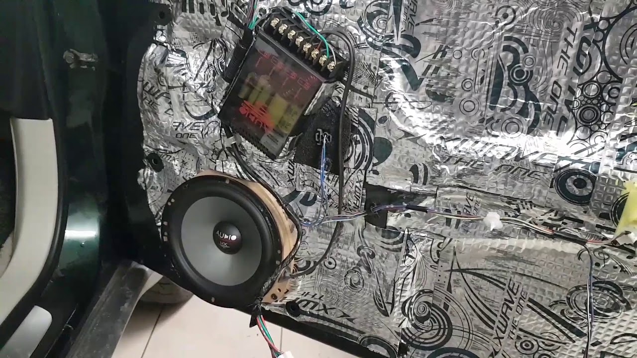 Subaru Outback jak wygłuszać drzwi Audio System HX165SQ EVO