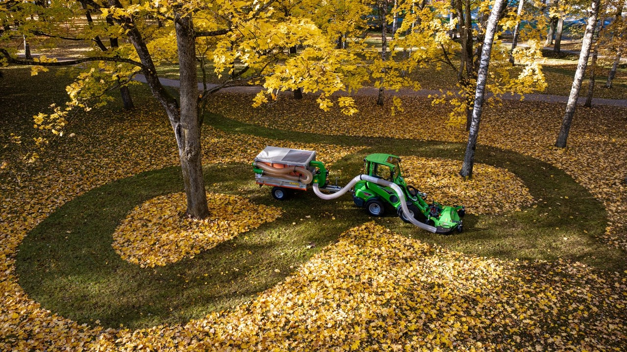 Foresteel FT-1600 Leaf Vacuum Trailer with Avant Loader | Mow, Vacuum, and Shred - Quick Overview!