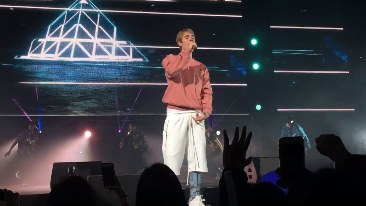 Justin Bieber Let Me Love you Triple Ho Show 2016