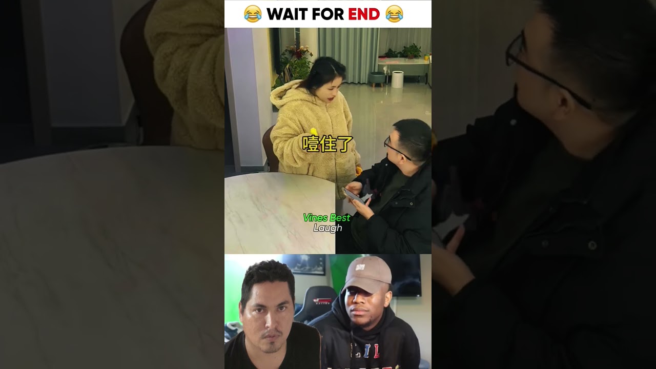 mulher fazendo raiva para homem