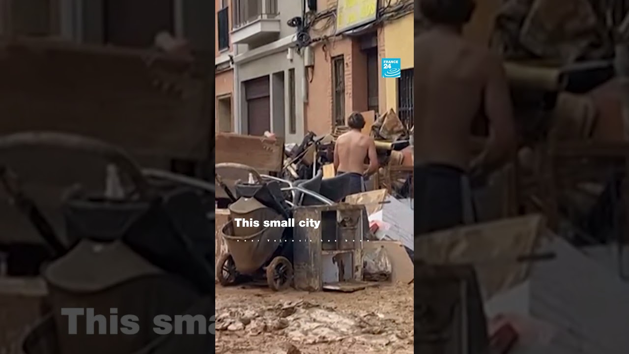 🌧️ Destruction in Paiporta, epicentre of deadly floods in Spain &bull; FRANCE 24 English
