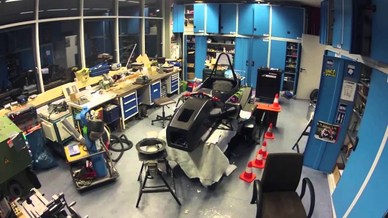 Rolloutvideo 2013 Rennteam Uni Stuttgart F0711-8
